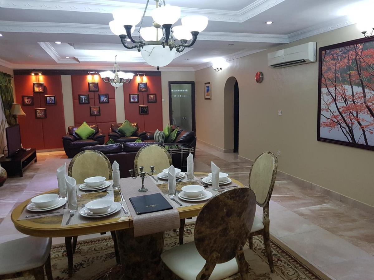 Apartment Royale Hotel&Suite Lagos Esterno foto