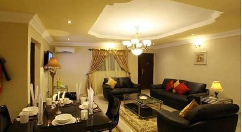 Apartment Royale Hotel&Suite Lagos Esterno foto